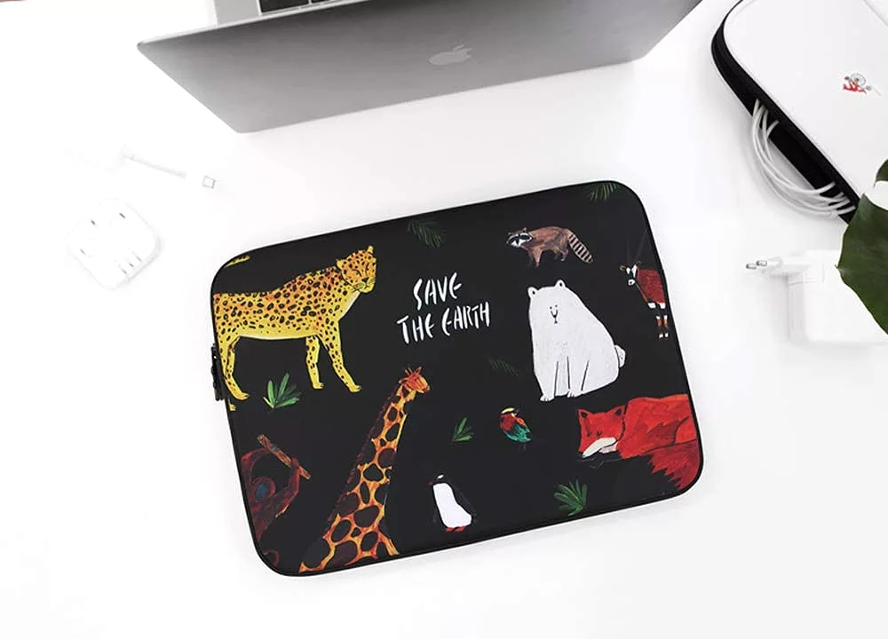 Black Save the earth Graphic iPad 11 13 15 inch Laptop Sleeves Cases Protective Covers Purses Handbags Square Cushion Pouches De