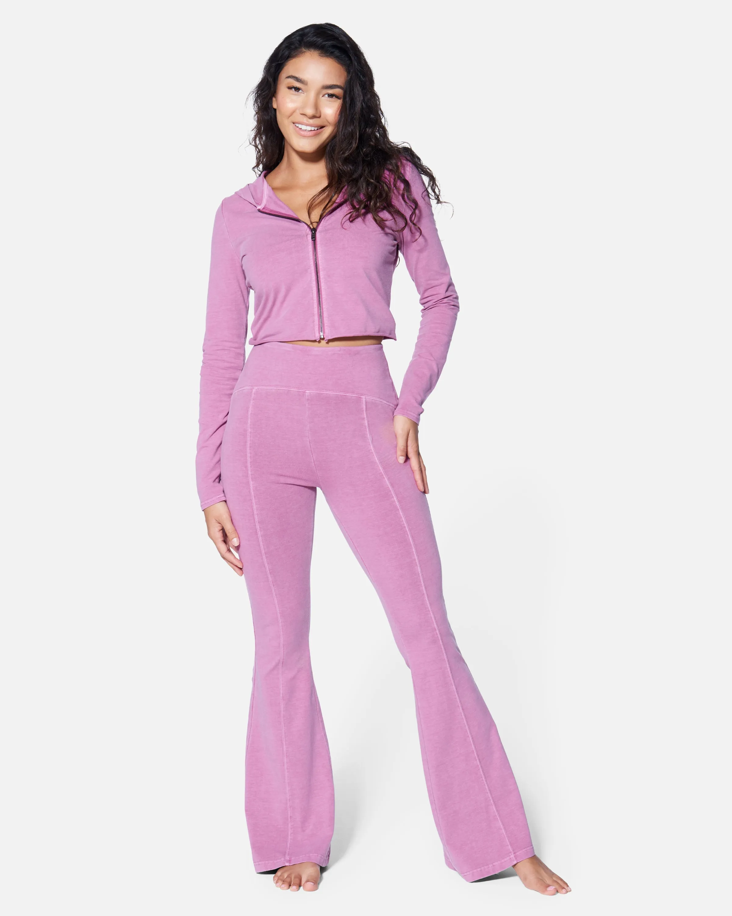 ESSENTIAL HIGH WAISTED FLARE PANT