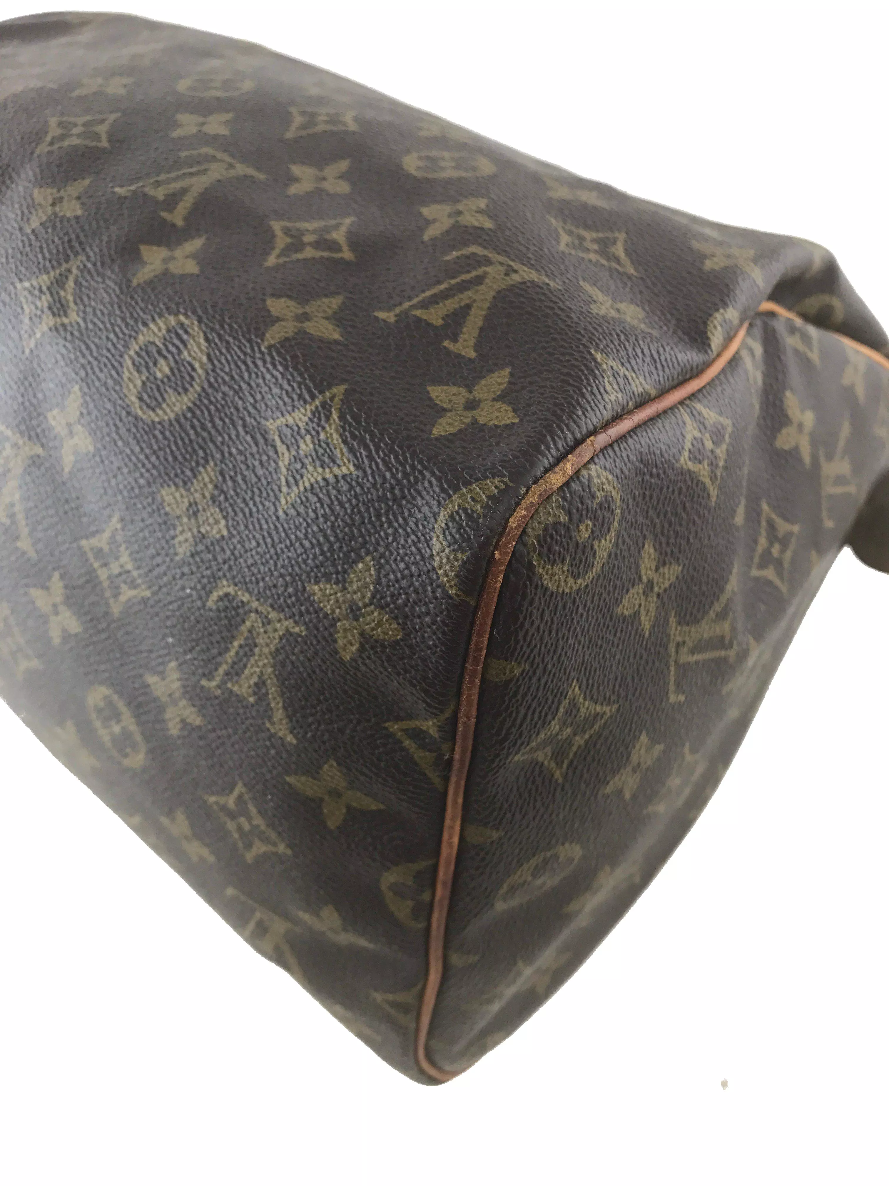 Louis Vuitton Vintage Monogram Speedy 30 Bag