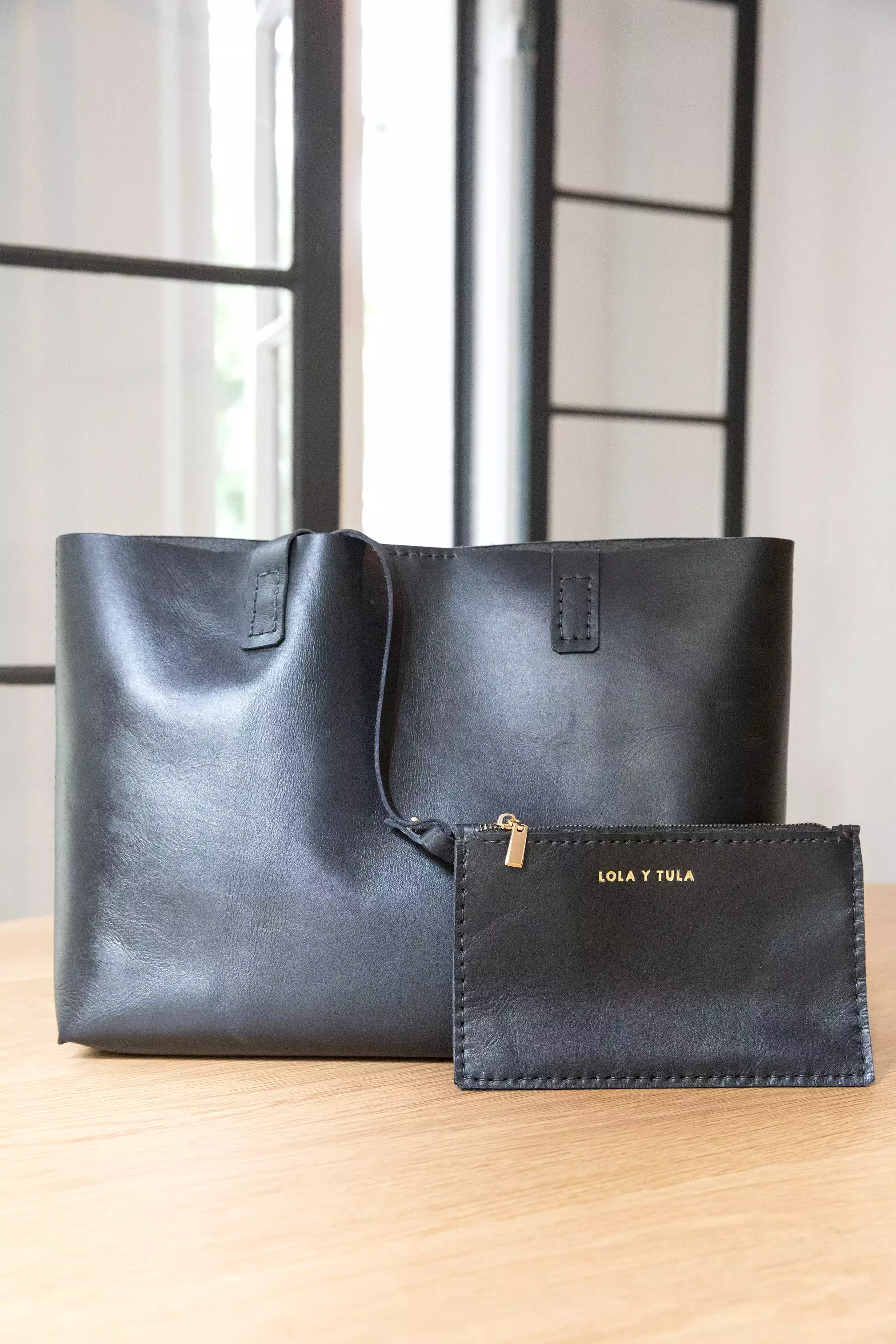 MARISOL LEATHER TOTE // BLACK