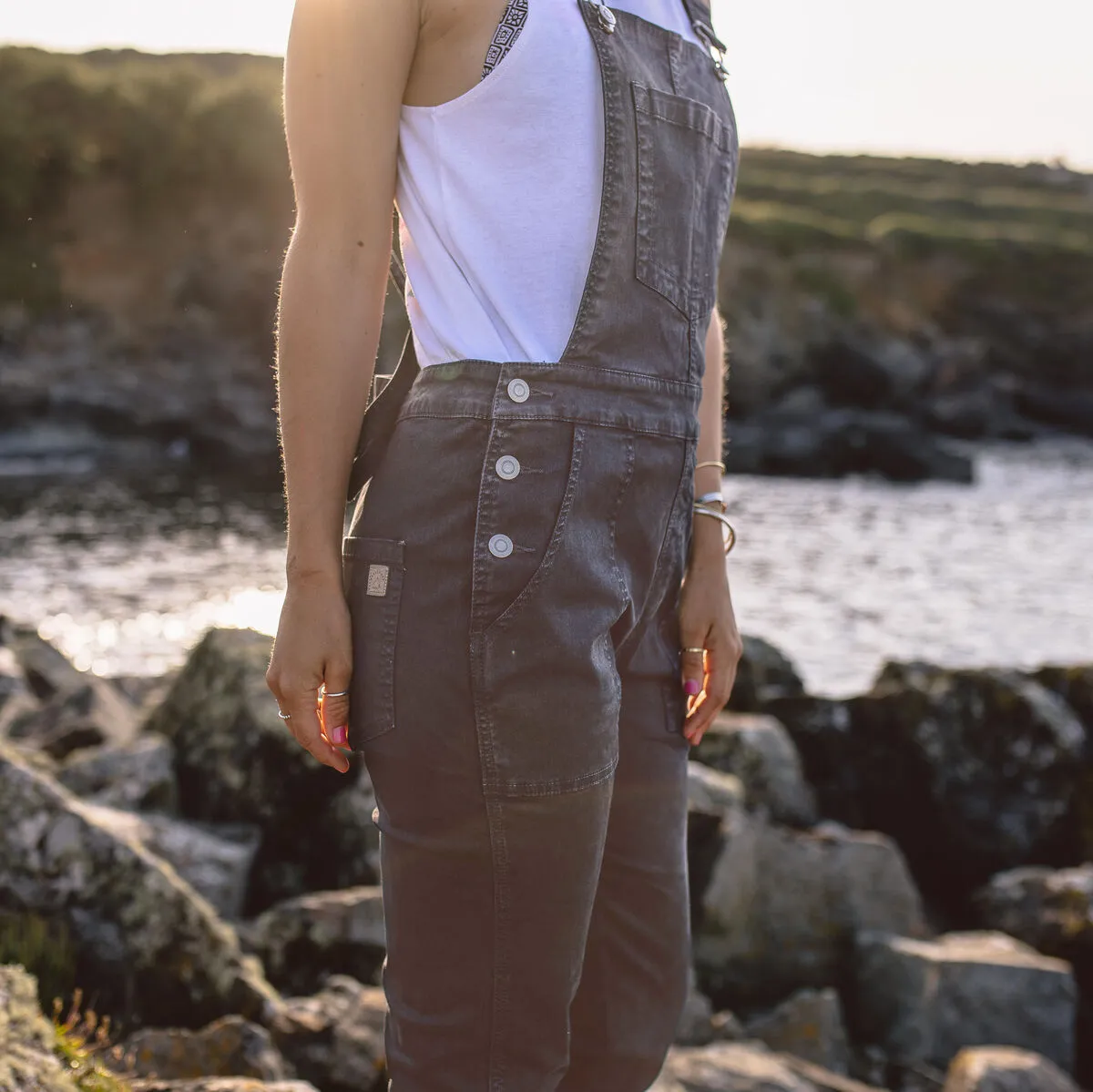 Roamist Dungarees - Faded Black