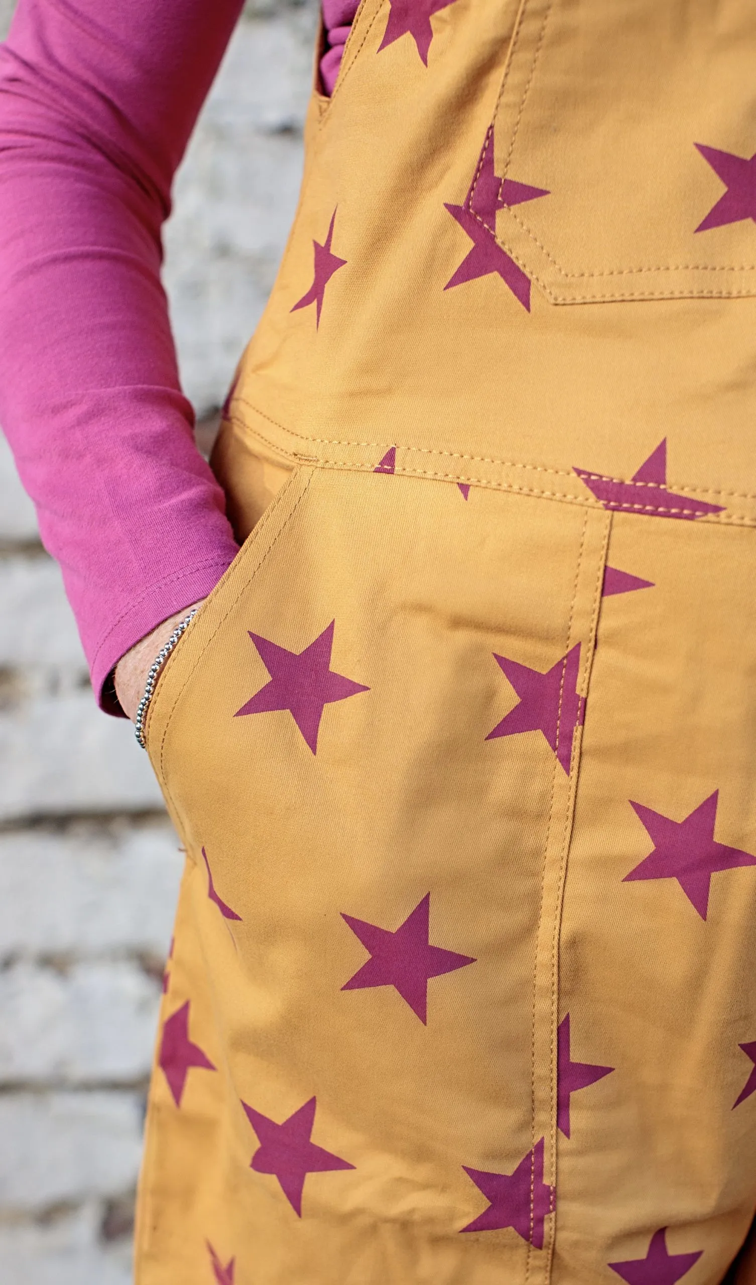 Run & Fly – Pink Stars Gold Stretch Twill Dungarees