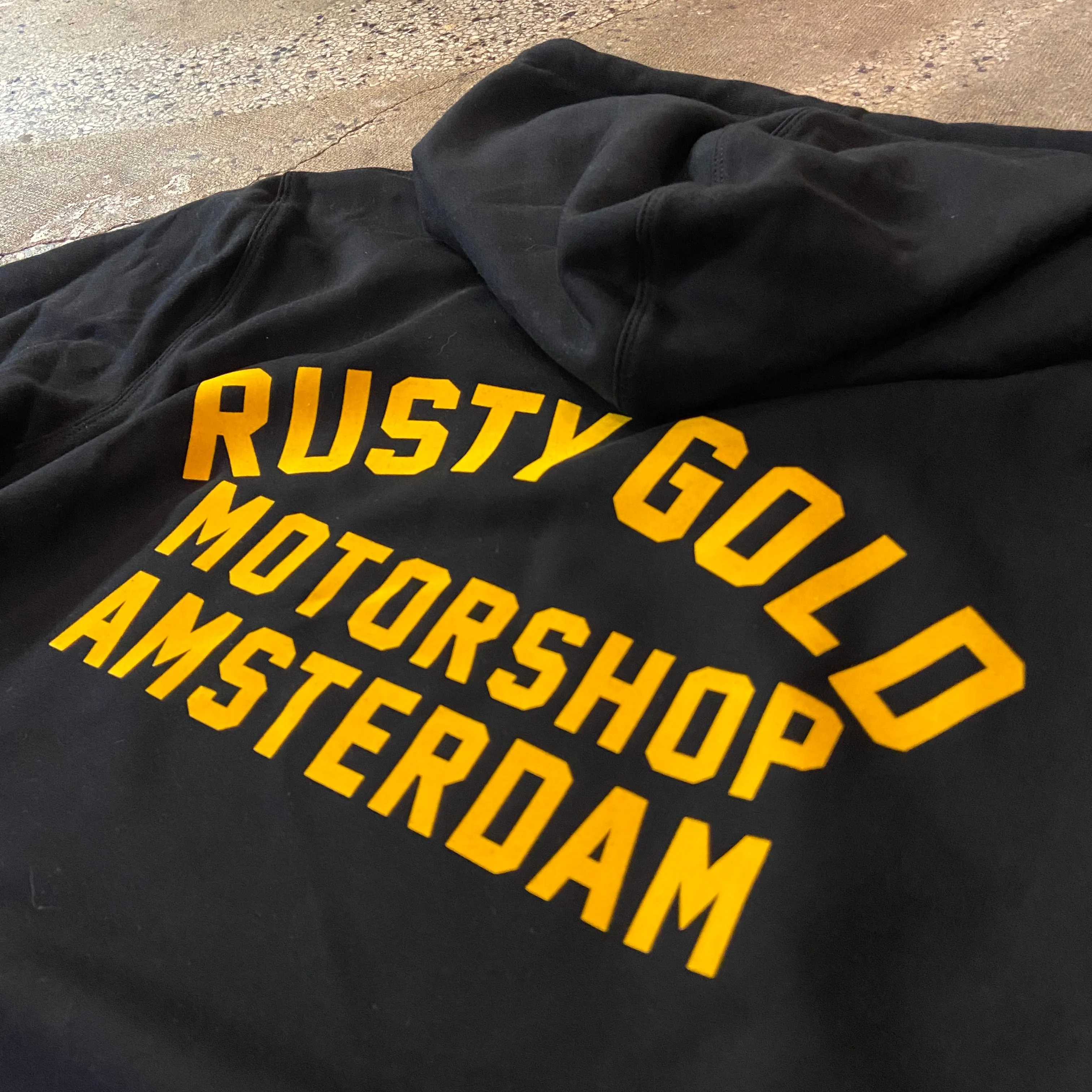 Rusty Race Hoodie Black & Gold