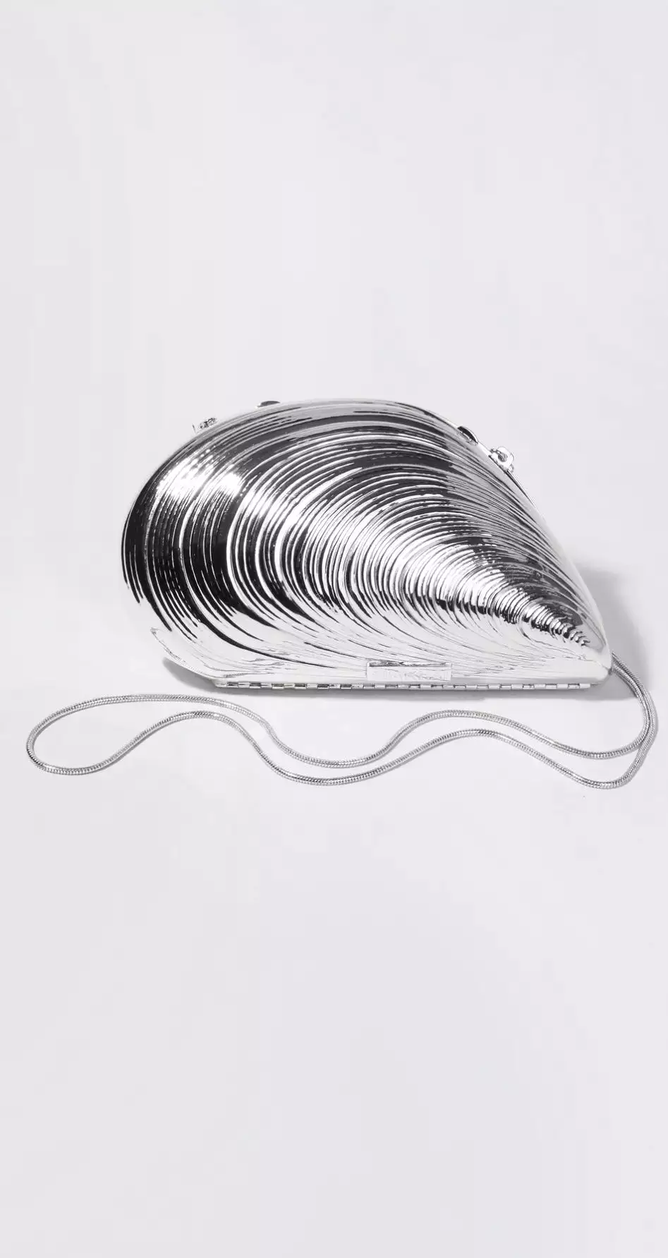 Simkhai - Bridget Metal Oyster Shell Clutch - Silver