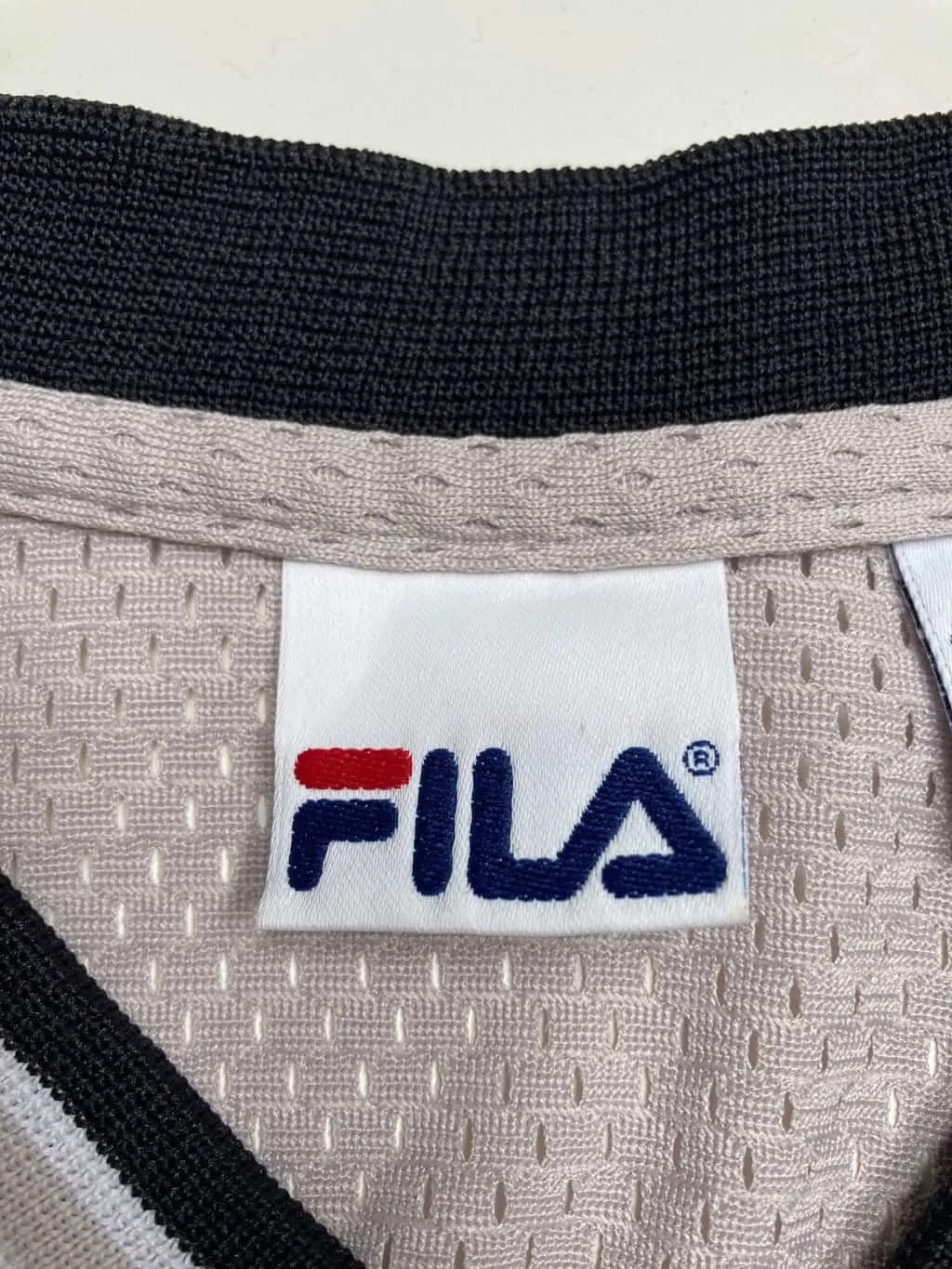 Y2K vintage Fila basketball jersey with embroidered logo – Large